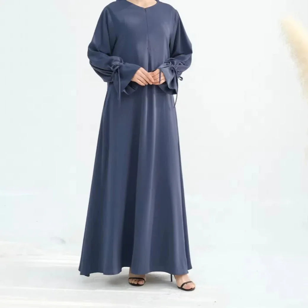 Navy Ruffle Sleeved Closed Abaya - AL-SAYLA