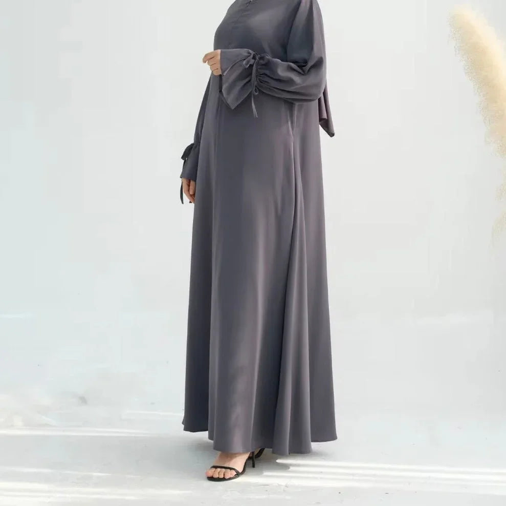 Grey Ruffle Sleeved Closed Abaya - AL-SAYLA